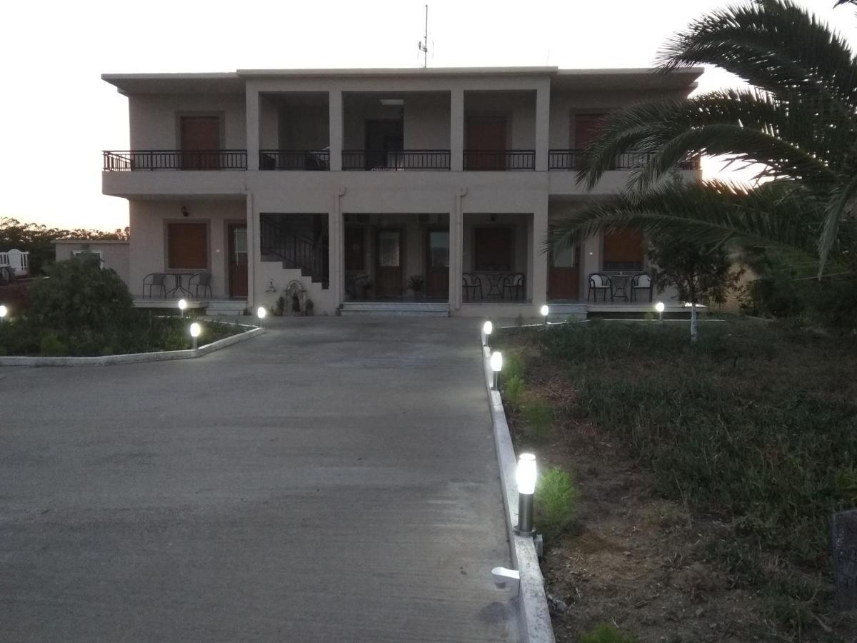 Vakis Apartments 2 Romanon المظهر الخارجي الصورة